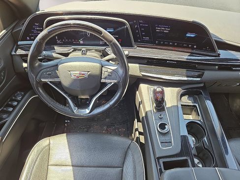 Used 2024 Cadillac Escalade Sport AWD/4WD image 17
