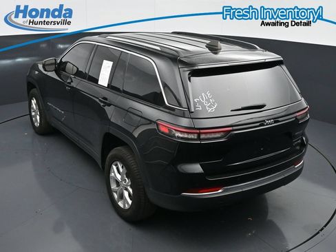 Used 2023 Jeep Grand Cherokee Limited RWD image 28