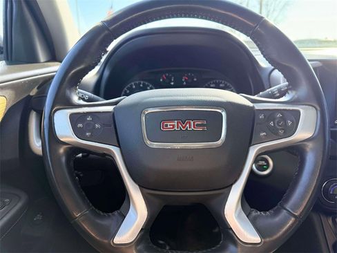 Used 2018 GMC Terrain SLE w/ Driver Convenience Package image 17