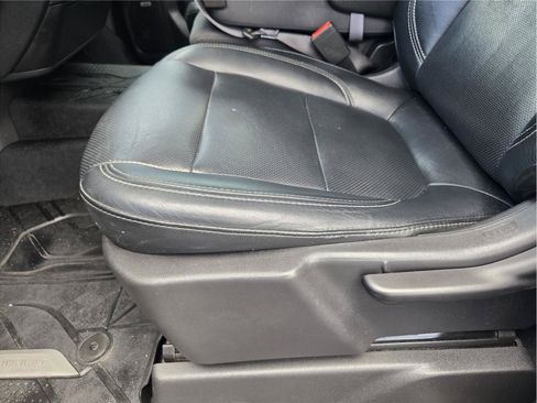 Used 2019 Chevrolet Silverado 1500 Custom w/ Custom Value Package RWD image 21