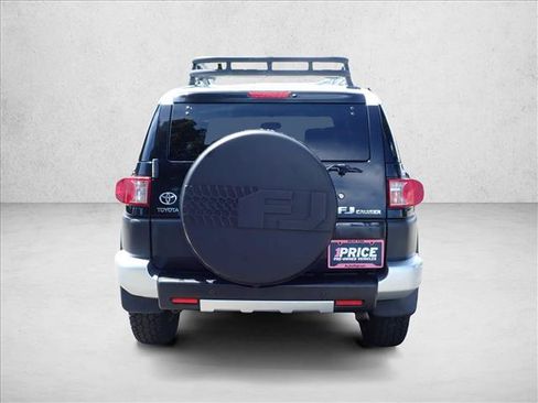 Used 2008 Toyota FJ Cruiser 4WD image 3