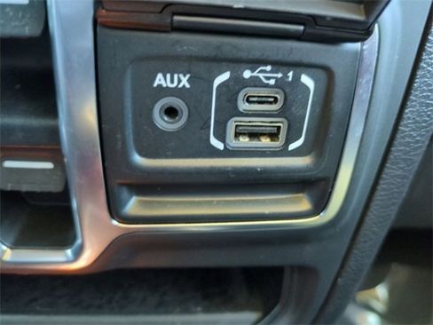 Used 2018 Jeep Wrangler Unlimited Sport S image 21