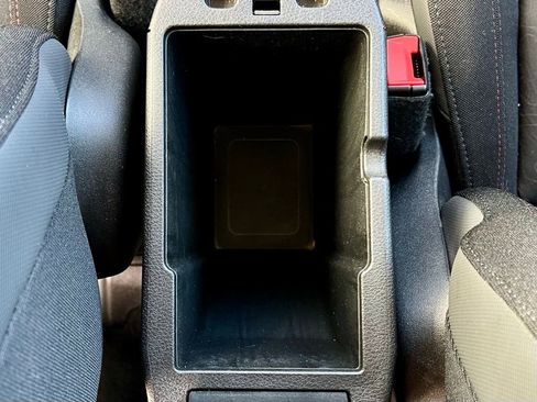 Used 2023 Jeep Renegade Trailhawk image 36