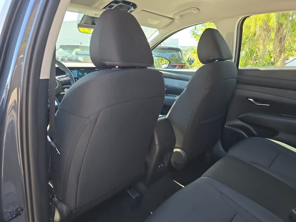New 2026 Hyundai Tucson SE w/ Tow & Go Package FWD image 19
