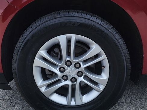 Used 2018 Buick Enclave Essence FWD image 34
