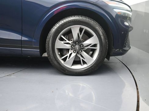 Used 2022 Genesis GV70 3.5T Sport w/ Sport Advanced Package AWD/4WD image 6