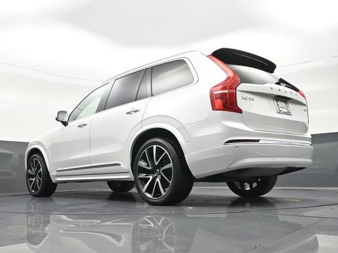 Used 2023 Volvo XC90 B5 Plus AWD/4WD image 29