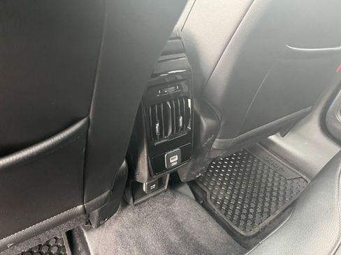 Used 2025 Jeep Compass Trailhawk image 23