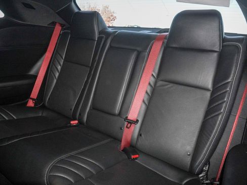 Used 2019 Dodge Challenger SRT Hellcat Redeye image 32