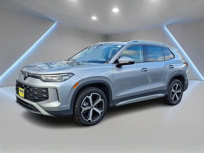 New 2025 Volkswagen Tiguan SE