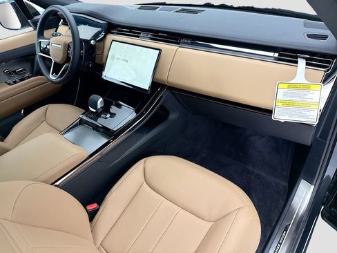 New 2026 Land Rover Range Rover Sport SE AWD/4WD image 16