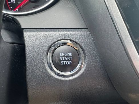 Used 2019 Toyota Camry XSE FWD image 23
