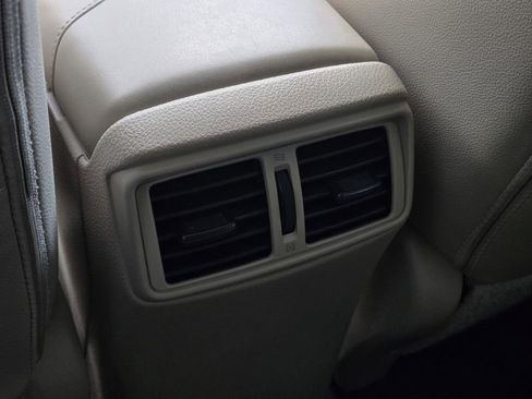 Used 2017 Nissan Rogue SL w/ SL Premium Package image 14