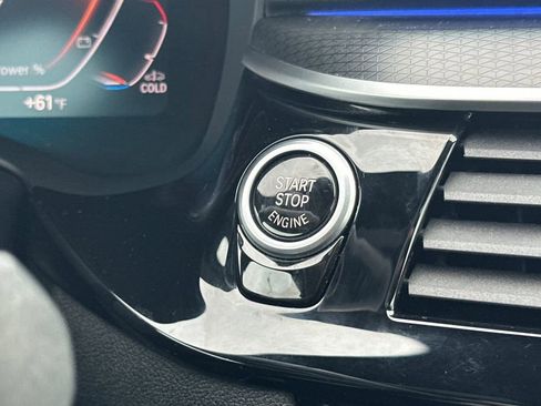 Used 2021 BMW 540i w/ M Sport Package image 21