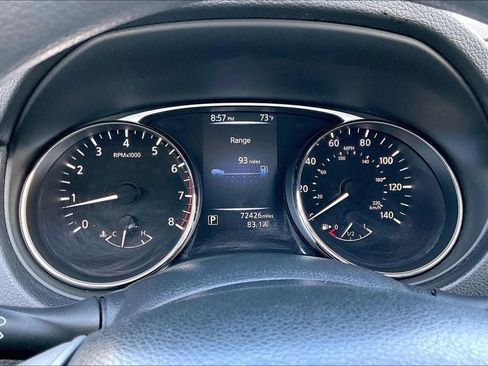 Used 2015 Nissan Rogue S FWD image 23