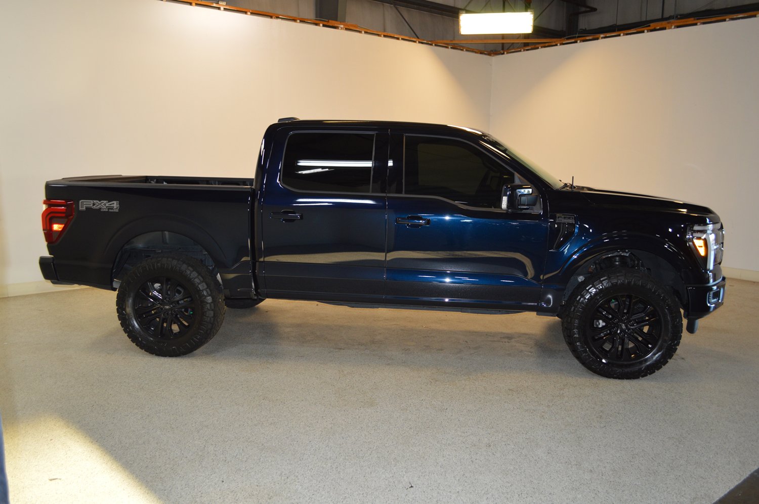 Used 2026 Ford F150 Lariat w/ Equipment Group 501A Mid AWD/4WD image 2