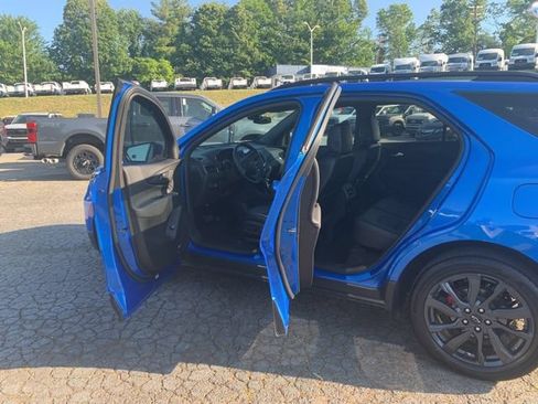 Used 2024 Chevrolet Equinox RS w/ RS Leather Package AWD/4WD image 17