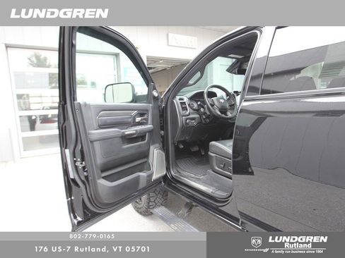 Used 2021 RAM 2500 Limited AWD/4WD image 11