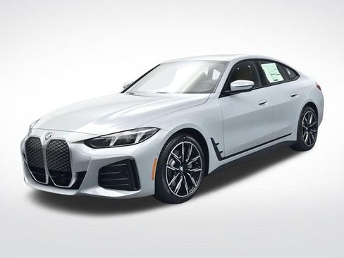 New 2026 BMW i4 xDrive40i w/ M Sport Package AWD/4WD image 9
