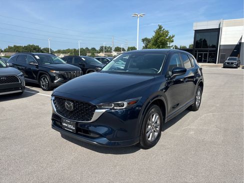 Used 2025 MAZDA CX-5 AWD 2.5 S w/ Preferred Package image 2