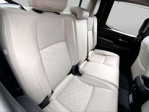 Used 2025 Toyota Tacoma Limited AWD/4WD image 20