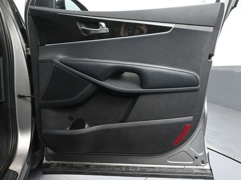 Used 2016 Kia Sorento LX image 38