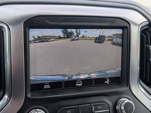 Used 2021 GMC Sierra 1500 SLT AWD/4WD image 19