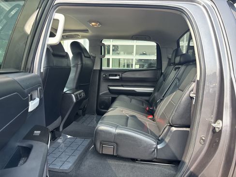 Used 2016 Toyota Tundra Limited w/ Limited Premium Package AWD/4WD image 11