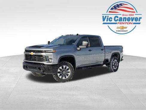 Used 2025 Chevrolet Silverado 2500 Custom w/ Custom Value Package image 1