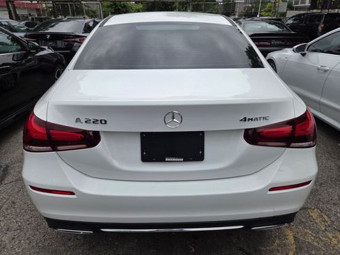 Used 2019 Mercedes-Benz A 220 4MATIC image 5