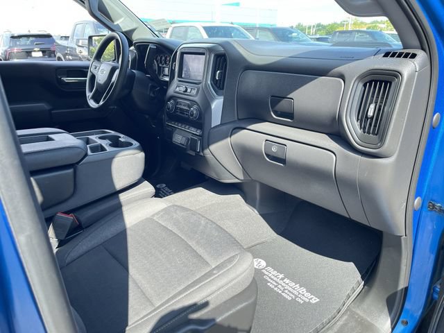 Certified 2022 Chevrolet Silverado 1500 Custom Trail Boss w/ LPO, Dark Essentials Package AWD/4WD image 27