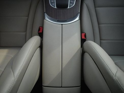 Certified 2022 Mercedes-Benz GLC 300 4MATIC image 24