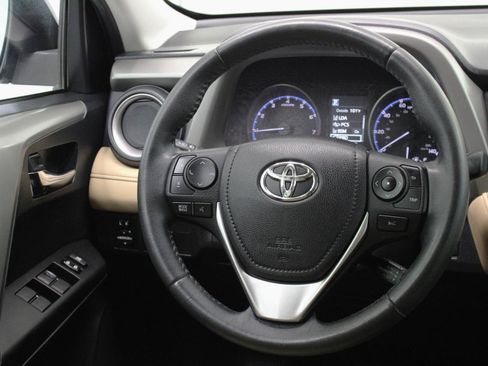 Used 2017 Toyota RAV4 XLE FWD image 51