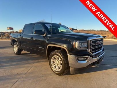 Used 2017 GMC Sierra 1500 SLE w/ SLE Value Package