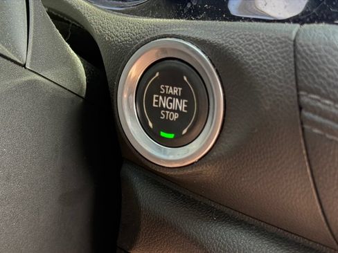 Used 2020 Buick Encore GX Preferred w/ Cold Weather Comfort Package AWD/4WD image 32