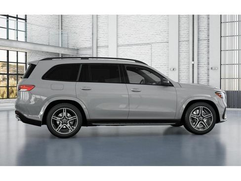 New 2026 Mercedes-Benz GLS 450 4MATIC image 17