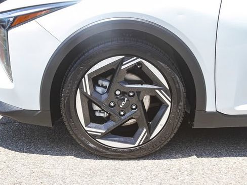 Certified 2025 Kia K4 GT-Line Turbo FWD image 13