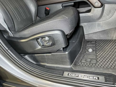 Used 2024 Land Rover Defender 130 X image 14