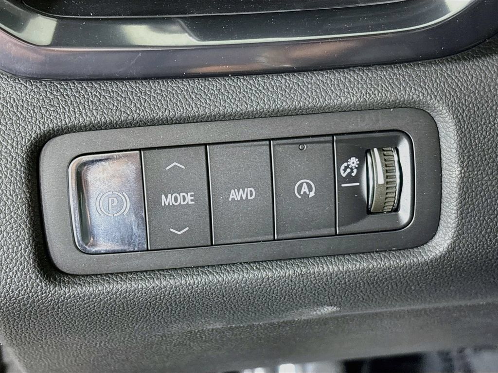 New 2026 GMC Acadia AT4 AWD/4WD image 10