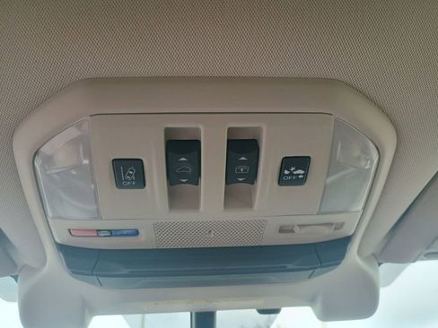 Certified 2022 Subaru Ascent Touring image 37