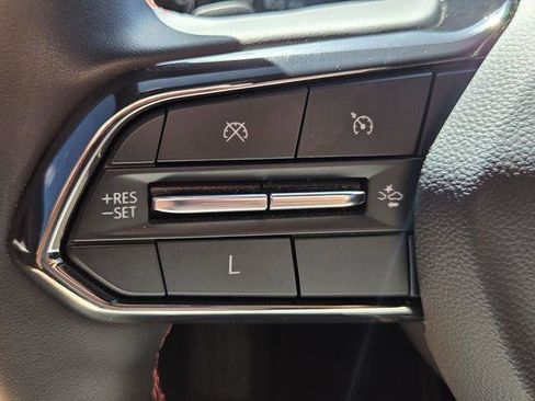 Used 2025 Chevrolet Equinox RS w/ Convenience Package III FWD image 32