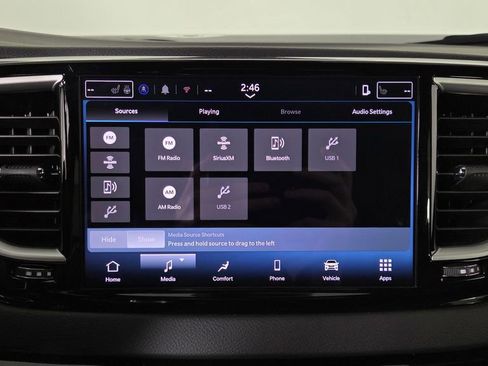 Used 2026 Chrysler Pacifica Select image 26