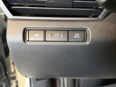 Used 2022 Nissan Altima 2.5 SR image 18