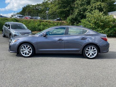 Used 2019 Acura ILX image 2