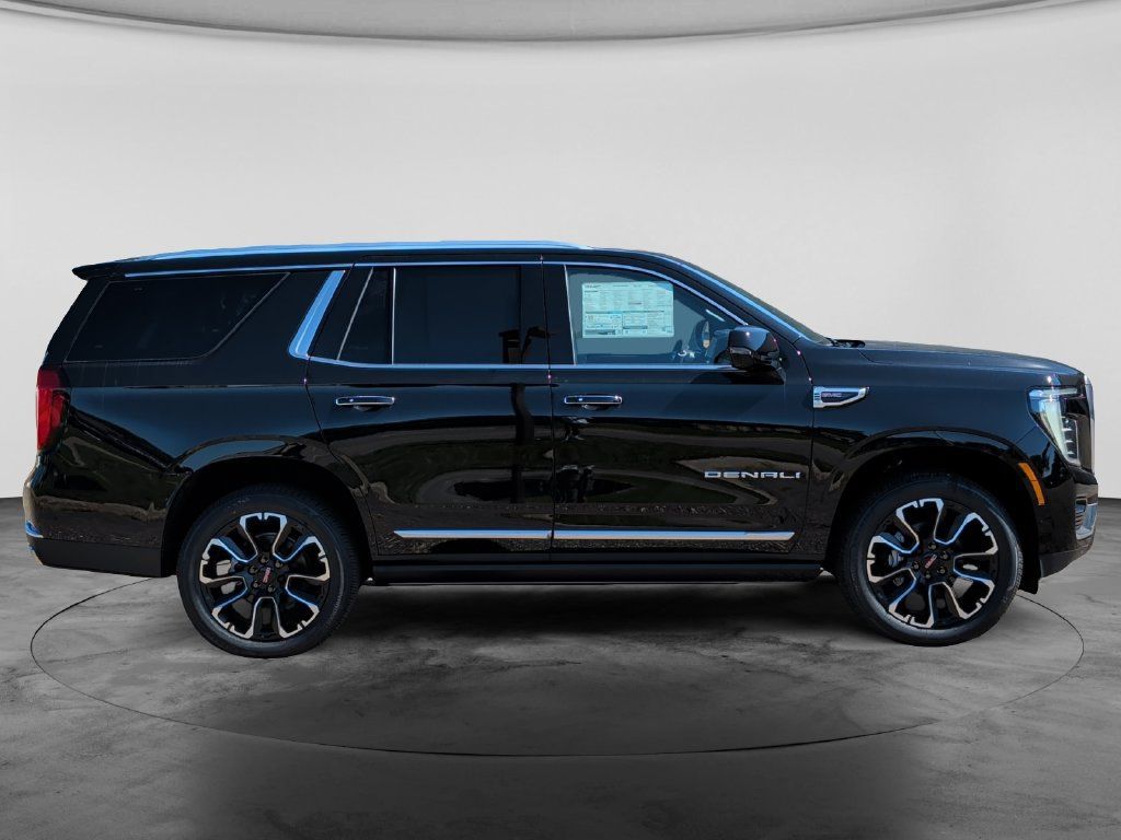 New 2026 GMC Yukon Denali w/ Denali Reserve Package AWD/4WD image 10