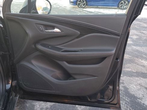 Used 2018 Buick Envision Essence image 31