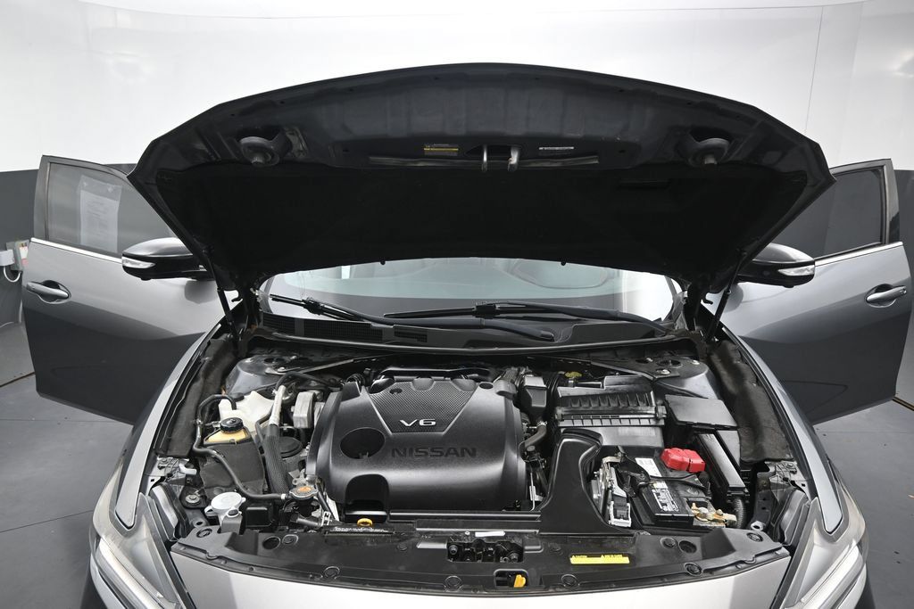 Used 2020 Nissan Maxima SR w/ Illumination Package FWD image 34