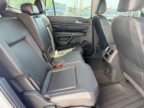 Used 2018 Volkswagen Atlas SE FWD image 17