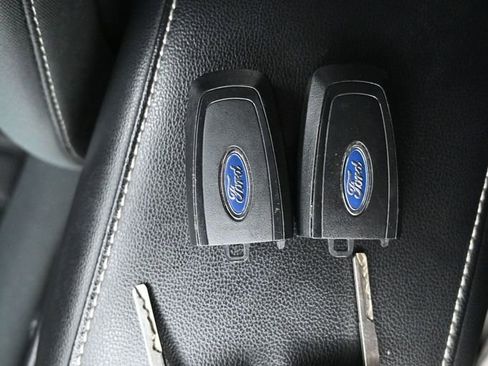 Used 2020 Ford Fusion SE FWD image 24