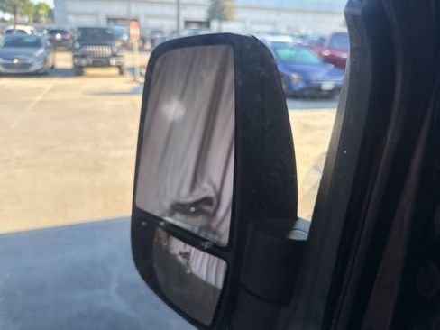 Used 2017 Ford Transit 150 XLT image 18